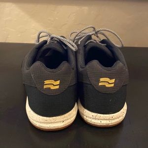 Strike MVMNT Interval Mens Shoe